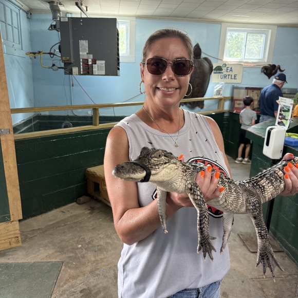 Meet your Posher, Stacie - Picture 1 of 1